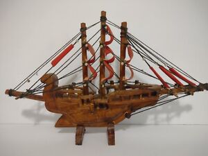 Vintage Wood Model Clipper Sailing Pirate Ship Red Cloth Sails 11 F3