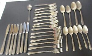 32 Pc Wm Rogers Son International Silver 1940 S Exquisite Pattern Silverplate