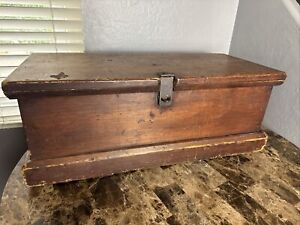 Antique Wood Blanket Chest Trunk Hand Made Forged Square Nails 31x15x12 1800s