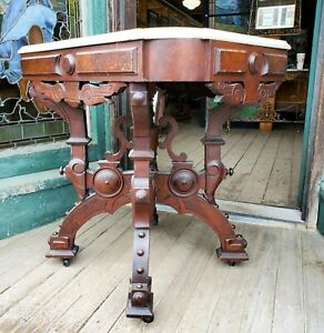 Victorian Renaissance Revival Walnut Marble Top Table