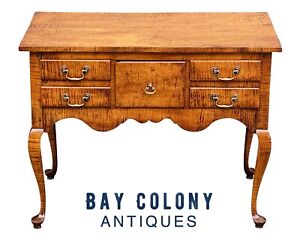 20th C Queen Anne Antique Style Tiger Maple Lowboy Dressing Table
