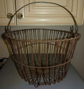 Antique Vintage Metal Wire Egg Apple Picking Farm Rustic Basket 14 5 Diameter