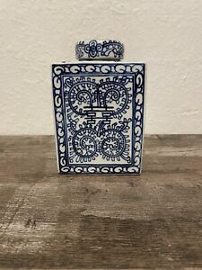 Antique Chinese Blue And White Porcelain Tea Caddy 4 X 6 
