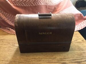 Singer Sewing Machine Knee Control Light Bentwood Case Without Key
