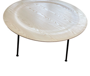 Eames Herman Miller Molded Plywood Coffee Table Height 15 5in Diameter 34in 