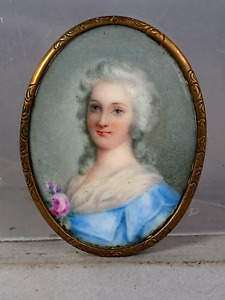 Antique Portrait Miniature A Charming Young Woman On Porcelain B543