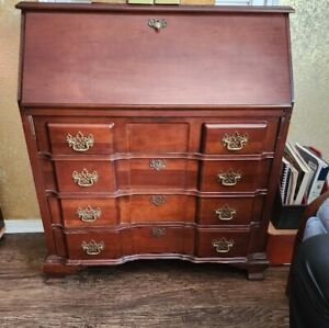 Antique Mahogany Colonial Style Drop Front Governor Winthrop Desk 
