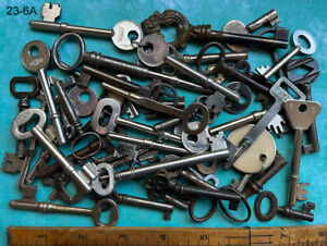 Old Skeleton Keys Lot 50 Keys All Genuine More Antique Weird Rare Keys Here 