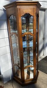 Rare Beautiful Vintage Ethan Allen Country French Lighted Curio Cabinet 26 9303