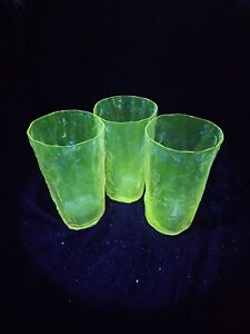 Vintage Uranium Morgantown Pink Glass Crinkle Juice Tumbler Glows Green
