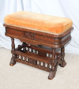 Antique Victorian Walnut Slipper Chair
