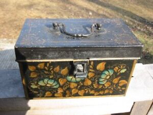 Antique 19th C Hand Painted Tin Tole Ware Decorative Box Great Color Patina
