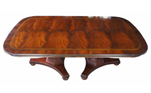 Henredon Flamed Mahogany Empire Dining Table Natchez Collection Banded Top