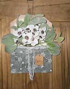 Primitive Floral Fabric Spring Tag Decorative Wall Pocket