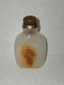 Superb Agate Snuff Bottle With Exquisite Clean Carving