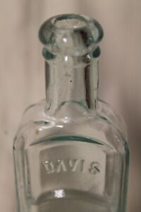 Davis Vegetable Pain Killer Antique Medicine Bottle Opium Was Active Ingred 