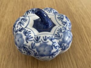 Chinese Blue And White Porcelain Pumpkin Pot