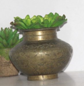1850s Indian Antique Hand Crafted Floral Engraved Brass Water Pot Lota 761077