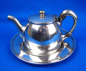 Reed Barton Silver Soldered Teapot With Underplate Marked Vendome