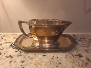 Wilcox Silver Plate Gravy Boat With Saucer 1984n