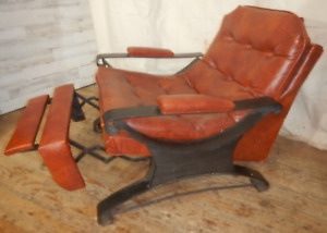 1960 S Mid Century Modern Recliner Scoop Chair Iron Arms Legs Coral Black