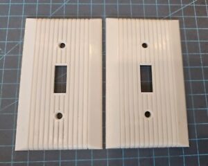 2 Vtg Switch Plates Bakelite Ivory Ribbed Lined Deco Cover Break Off E