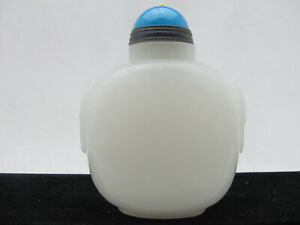 Chinese Perfect Shape 3 2 Inches Nephrite Jade Snuff Bottle