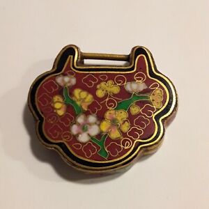 Vintage Chinese Cloisonne Enamel Lock Pendant