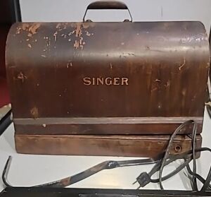 Singer Model 99 Portable Sewing Machine Bentwood Case As Is For Parts Or Restore