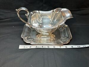 Gravy Boat W Tray Silverplated International Silver Co Chadwick 1513 Preowned