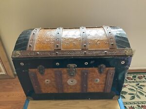 Antique Victorian Trunk Camel Back Dome Top Travel Cabin Chest Old Ship Steamer 