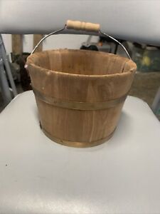 Antique Wood Bucket 5 1 4 Tall 7 1 4 Wide Brass Straps And Hinges Blue Berry