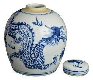 Retro Antique Like Style Blue And White Porcelain Dragon Ceramic Covered Jar 