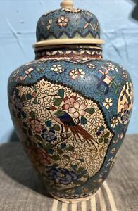 Antique Chinese Vase Blue And White 10 Inch