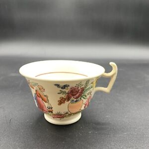 Beautiful Hand Painted Antique Chinese Style Tea Cup