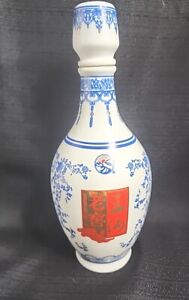 Chinese Japanese Porcelain Wine Sake Liquor Bottle With Stopper Blue White