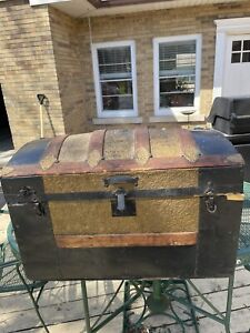 Antique 19th C Victorian Dome Topped Humpback Steamer Trunk Travel Chest