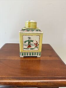 Chinese Export Porcelain Tea Caddy 