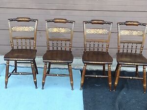 Vintage 1950 S Hitchcock Dining Chairs Set Of 4