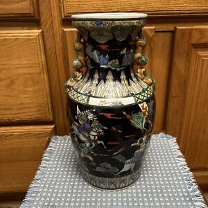 Chinese Famille Noire Porcelain Vase Double Foo Head Handle Warrior 14 25x8 