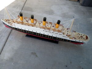 Titanic Wooden Model Cruise Ship W Flashing Light 40 Fully Assembly