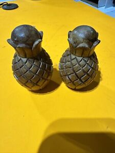2 Bed Finials Pineapple Resin Used T3 