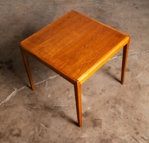 Mid Century Danish Modern Side Table End Square Restored Oak Wood Nightstand Nm