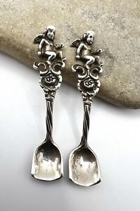 Pair Antique Continental Ab 835 Silver Cherub Angel Putti Salt Spoons