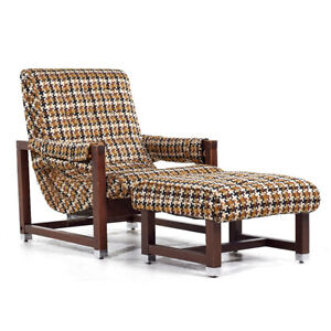 Milo Baughman Style Walnut Scoop Lounge Chair And Ottoman