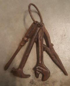 Set Of 4 Cast Iron Tools On A Ring Rustic Brown Finish Home Garden D Cor