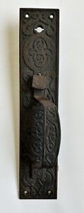 Antique Aesthetic Cast Iron Entry Door Pull With Thumb Latch