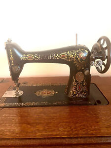 Antique 1882 Singer Sewing Machine In Cabinet Excellent Condition