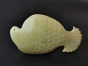Chinese Jade Ornament Fish Figurine Carving Fish Statue Shaped Pendant 