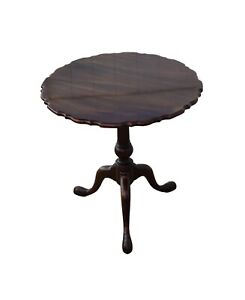 Vintage Stickley Traditional Carved Mahogany Round Pedestal Table